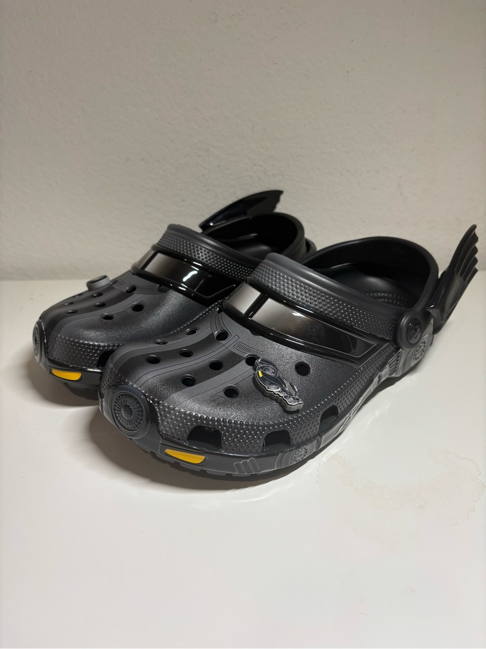 NEW CROCS Classic Clog Batmobile